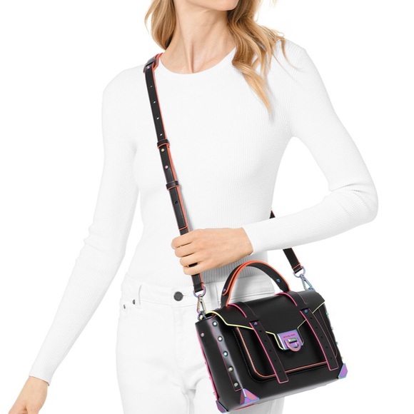 Manhattan Michael Kors - Picture 4 of 7